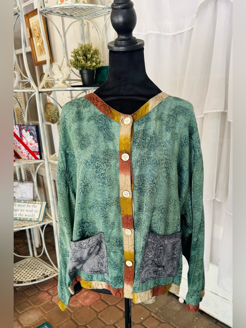 Green Patch-Trim Face Button Up - KUSNADI